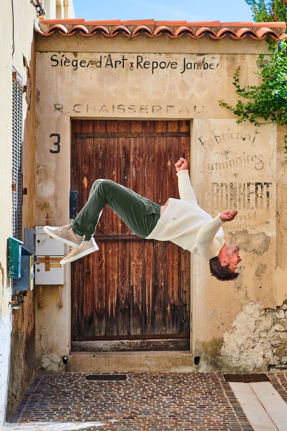 Chinos – Defenders (4)